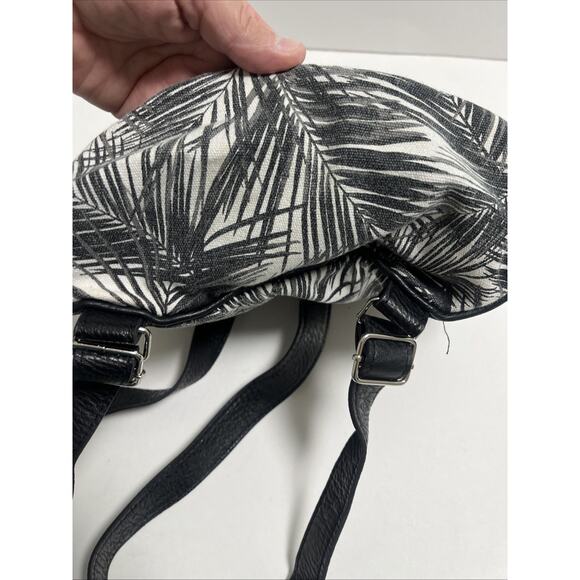 PINK Backpack purse leather and cloth Palm‎ pattern size 13 x 10 - Picture 6 of 6